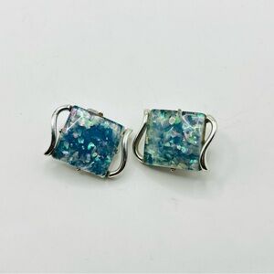 Vintage Signed Coro Turquoise Confetti Lucite Clip on Earrings Silver tone